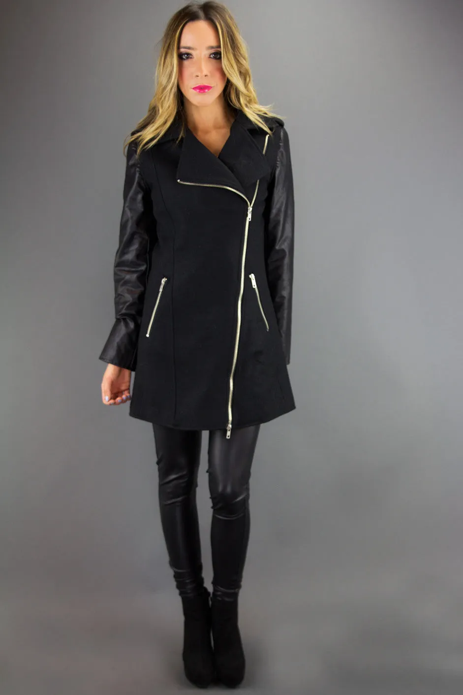 Asymmetric Zipper Closure Contrast Sleeve Coat