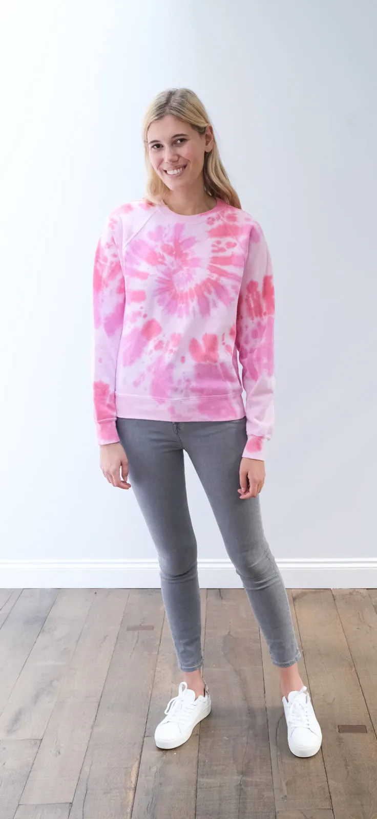 BI KIND Tie dye sweatshirt in pink