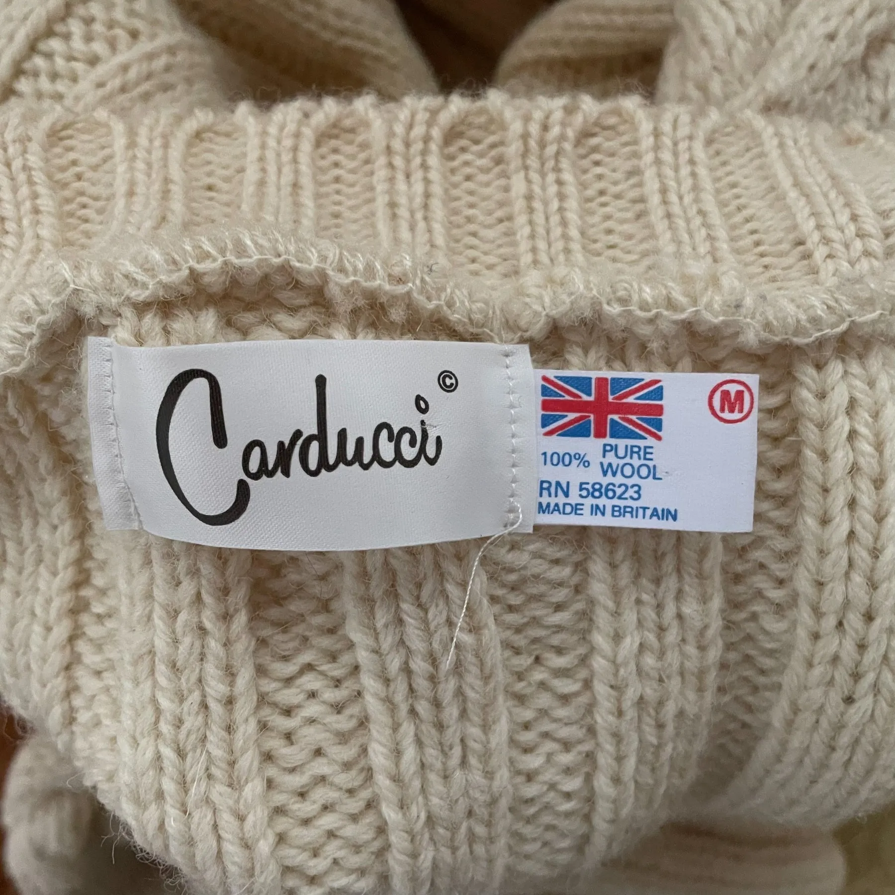 Carducci Cream Wool Cardigan Sweater, Cable Knit Fisherman Sweater M