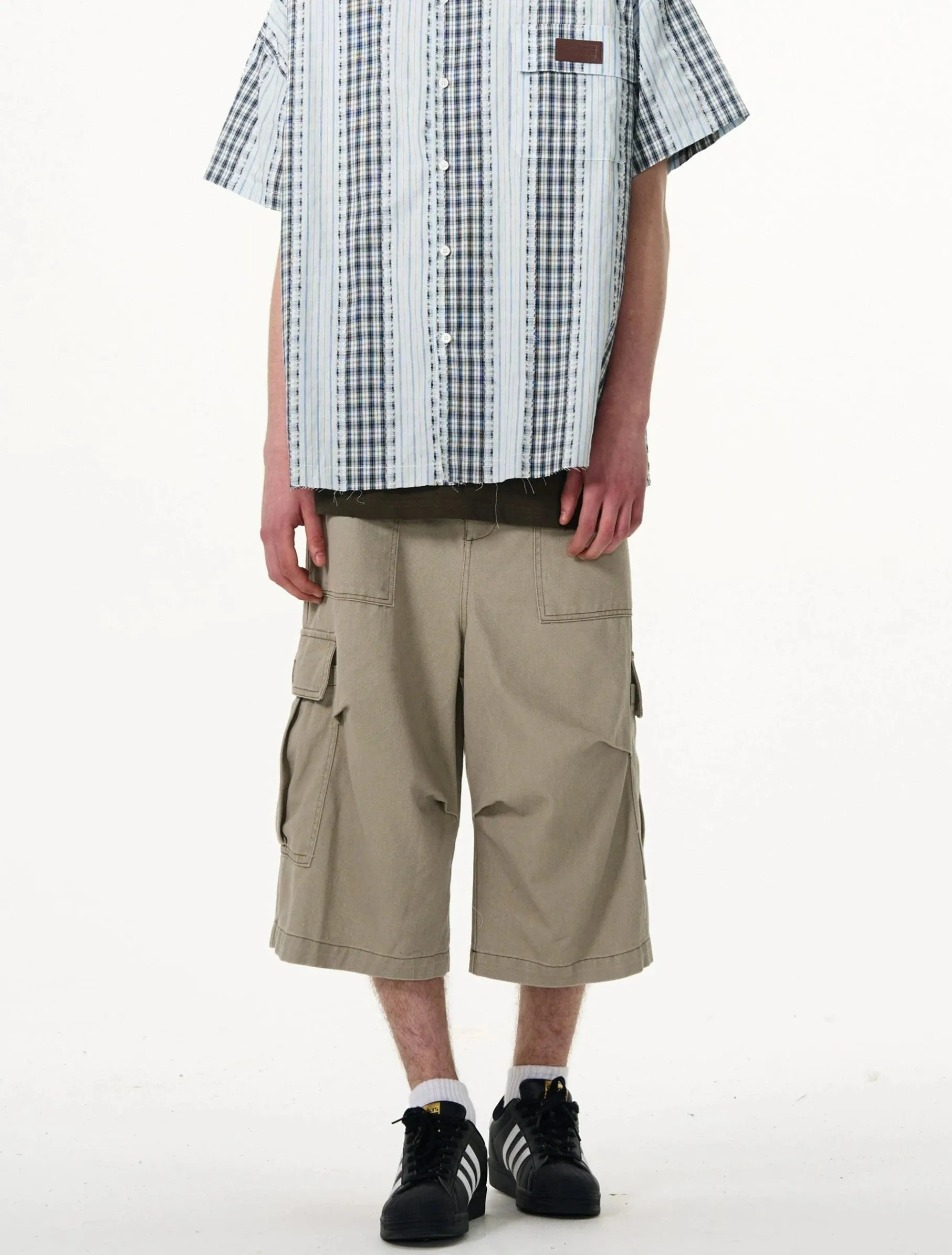 Cargo Pocket Knee-Length Capri Shorts