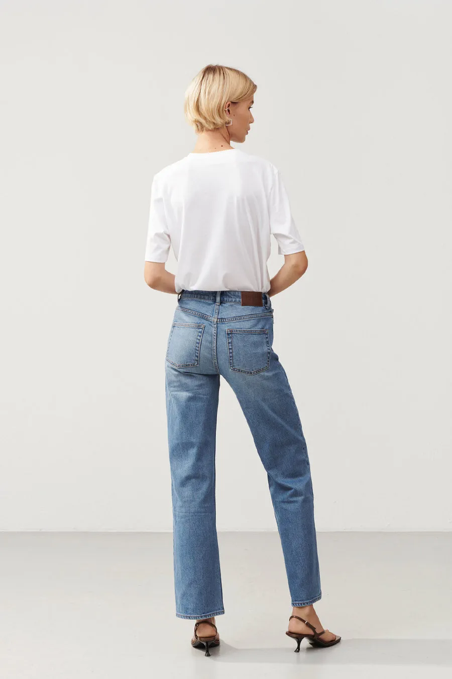 CLASSIC MID-WAIST DENIM - KENDALL ORIGINAL BLUE