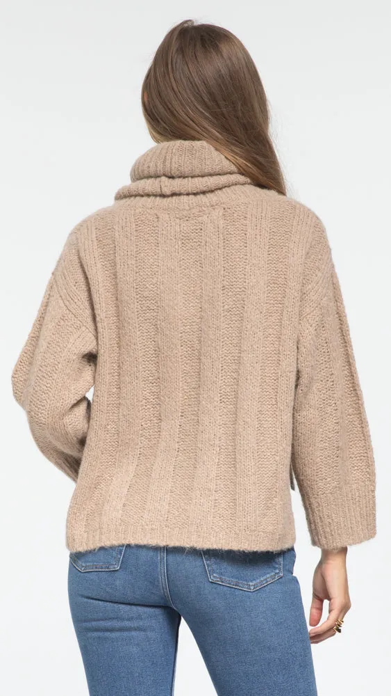 Cropped Turtleneck - Camel