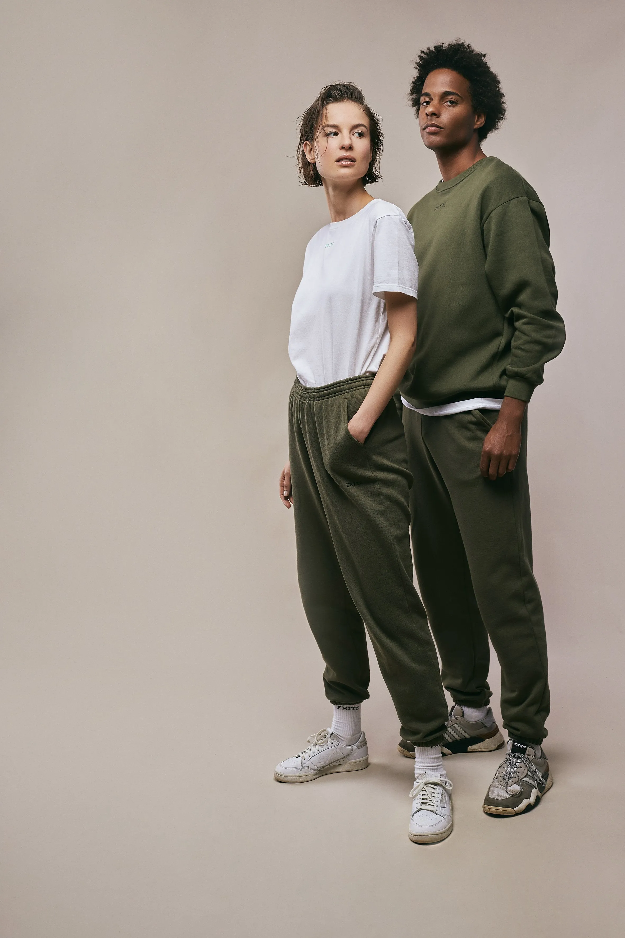 FRITZ COTTON SWEATPANTS IN OLIVE