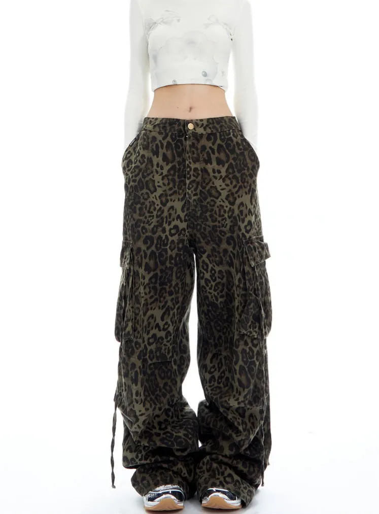 Leopard Print Wide-Leg Drawstring Pants