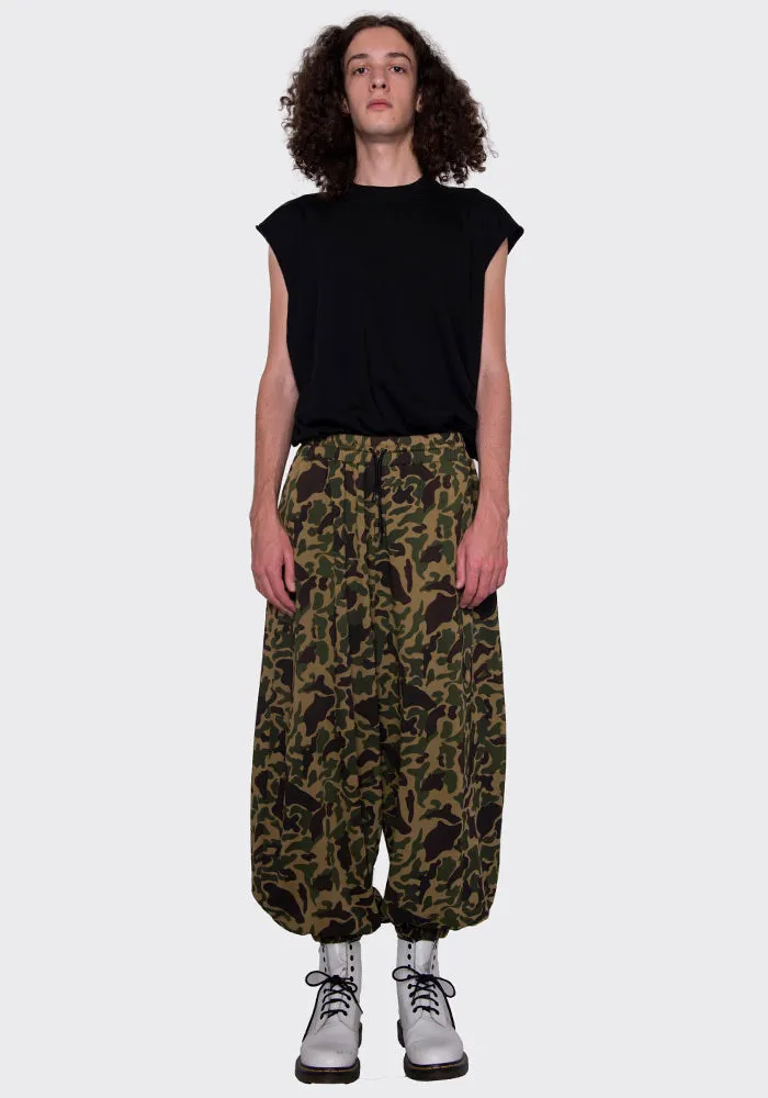 LU'U DAN MP004_FJ FLEECE BONTAN SWEATPANTS CAMO