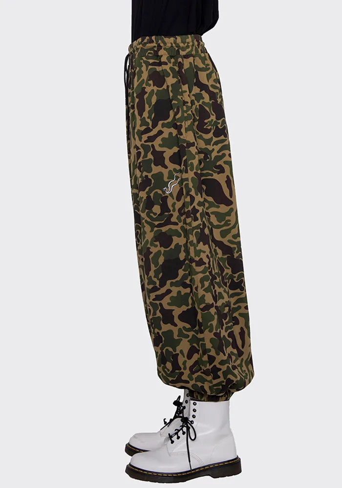 LU'U DAN MP004_FJ FLEECE BONTAN SWEATPANTS CAMO