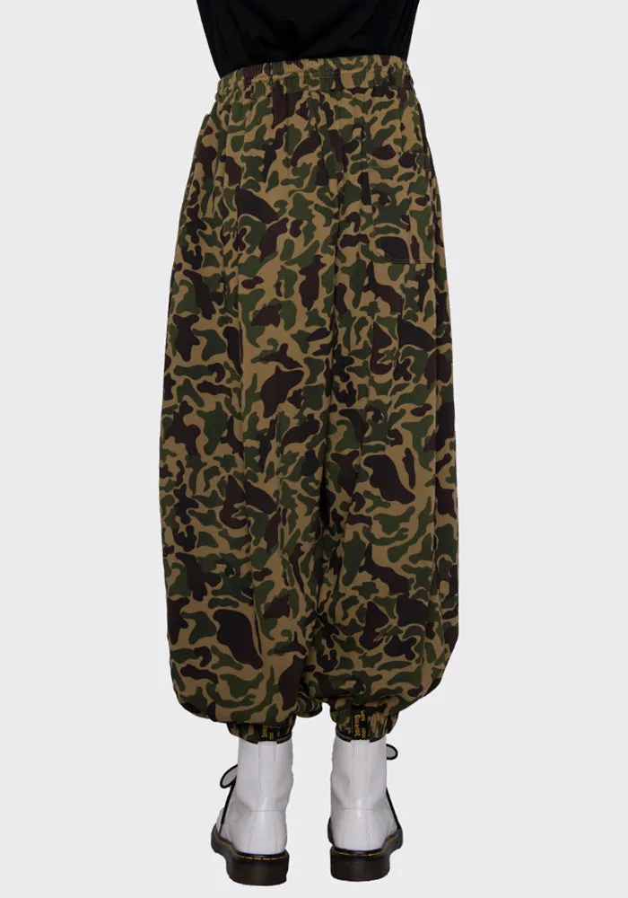 LU'U DAN MP004_FJ FLEECE BONTAN SWEATPANTS CAMO