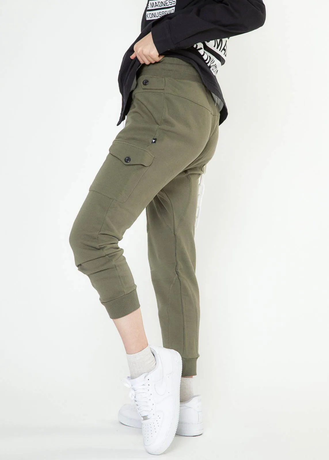 Men's Drop Crotch Cargo Pockets Sweatpants in Olive