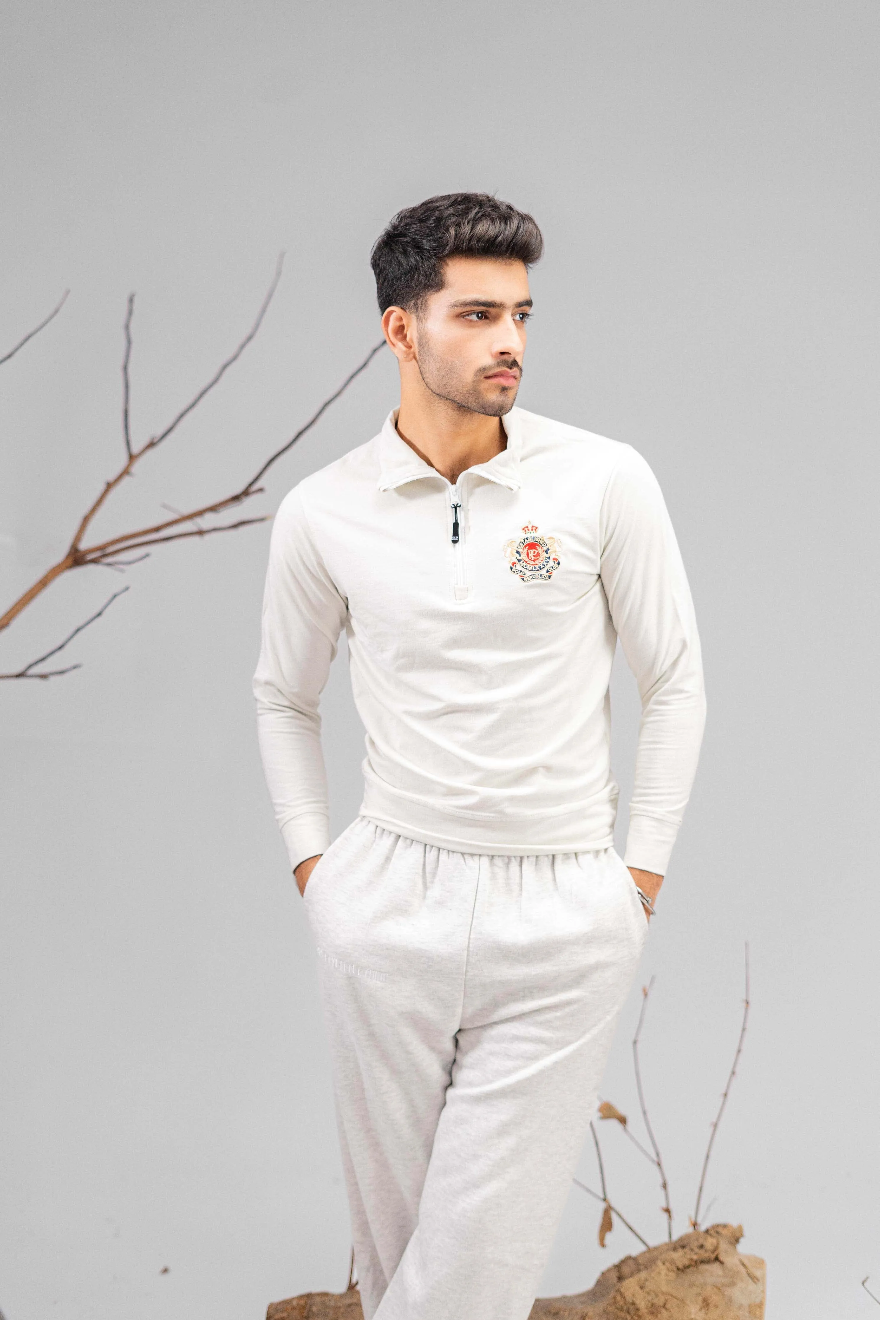 Polo Republica Men's Quarter Zipper Lion Crest Embroidered Terry Sweat Shirt