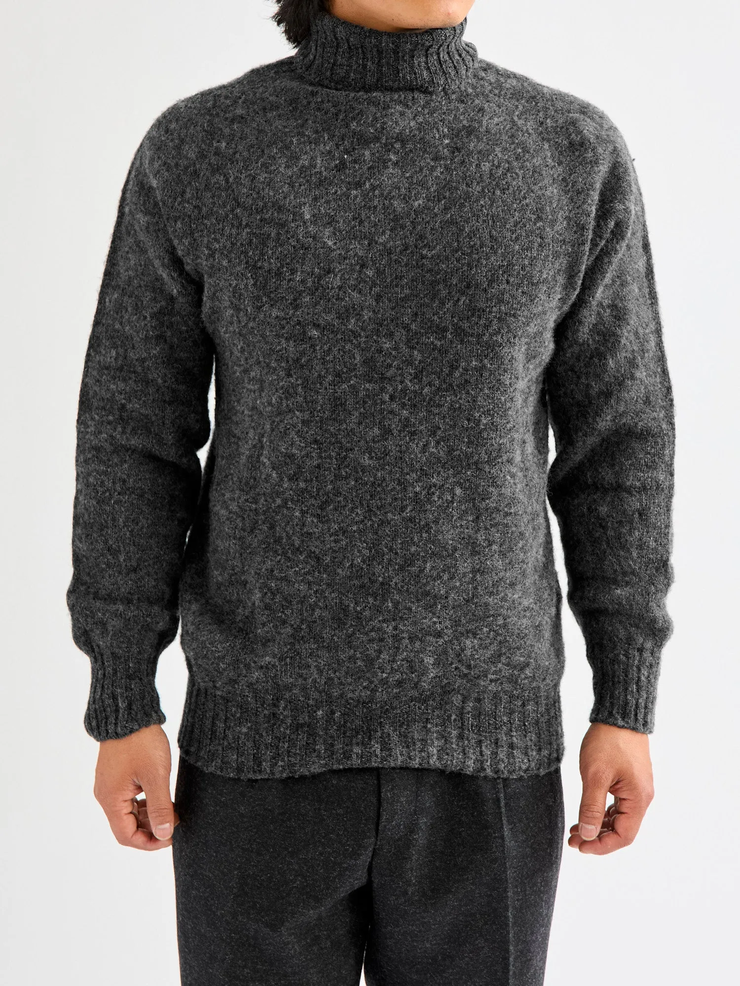 "Sylvester" Wool Turtleneck Sweater in Oxford