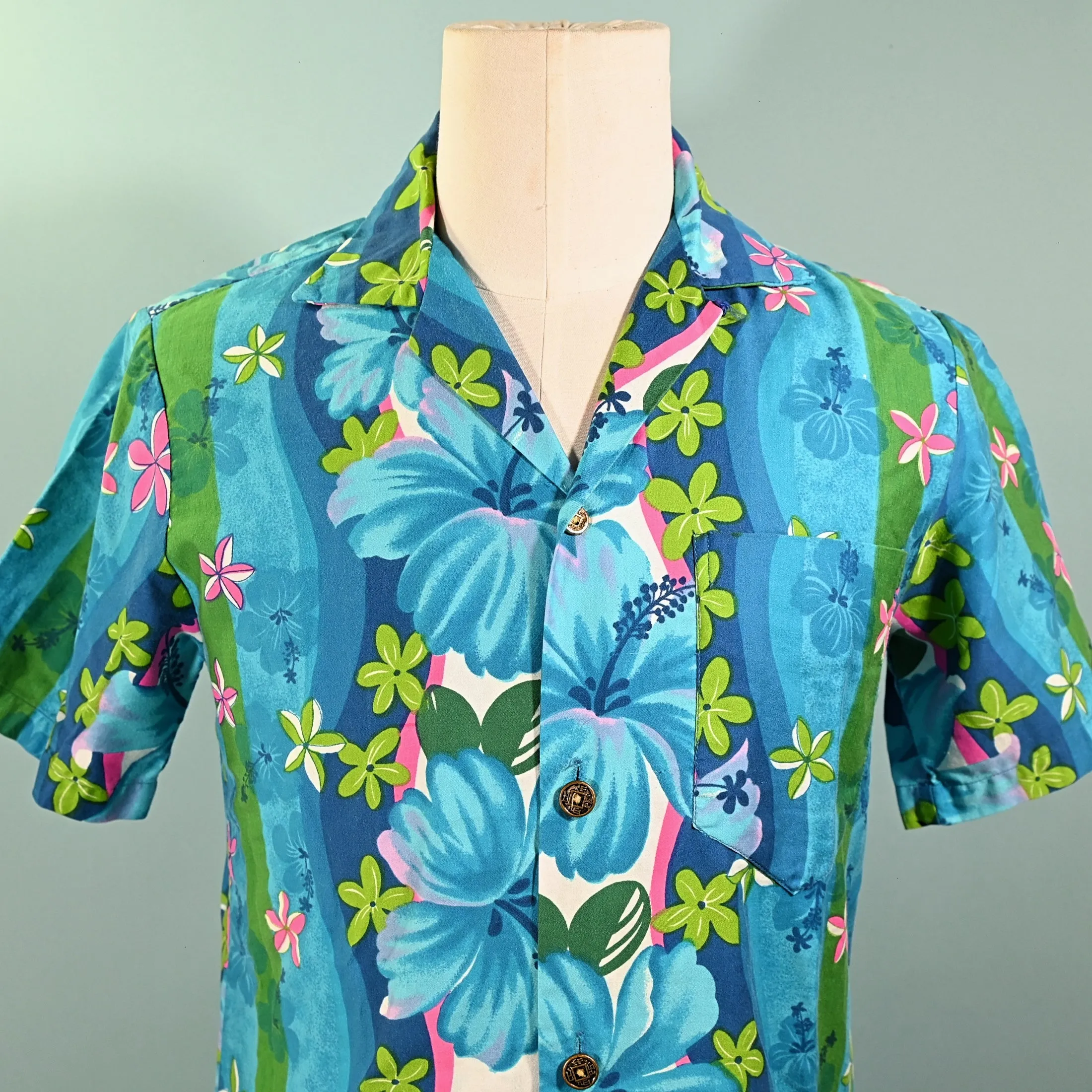 Royal Hawaiian Vintage 60s Flower Power Aloha Shirt, Loop Collar Hawaiian Shirt S