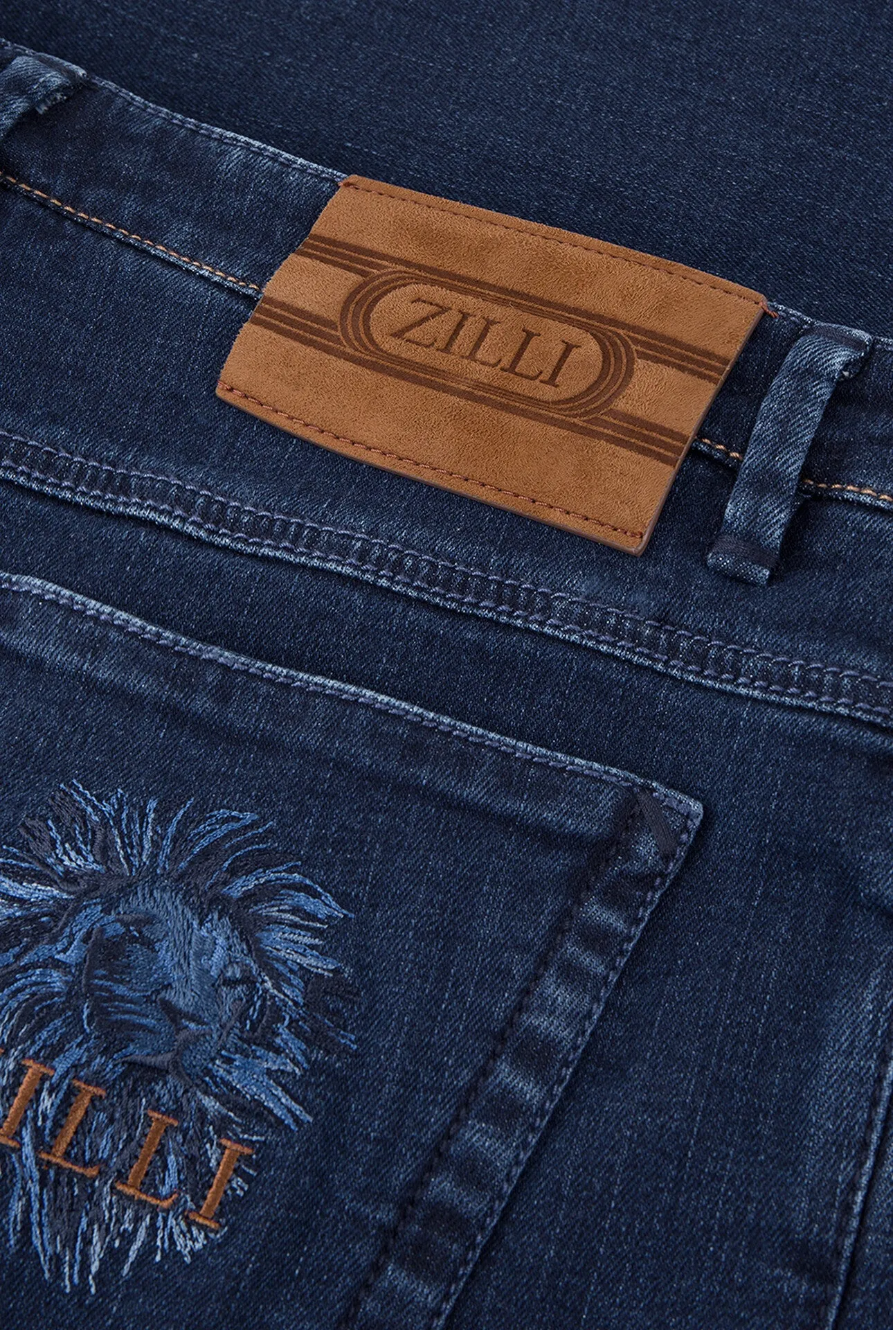 Slim Fit Jeans with Lion in the wind Embroidery